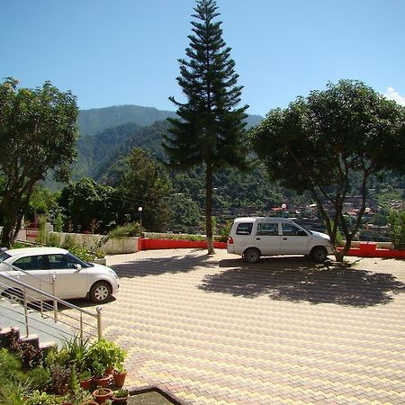 Munish Resorts Манди Екстериор снимка