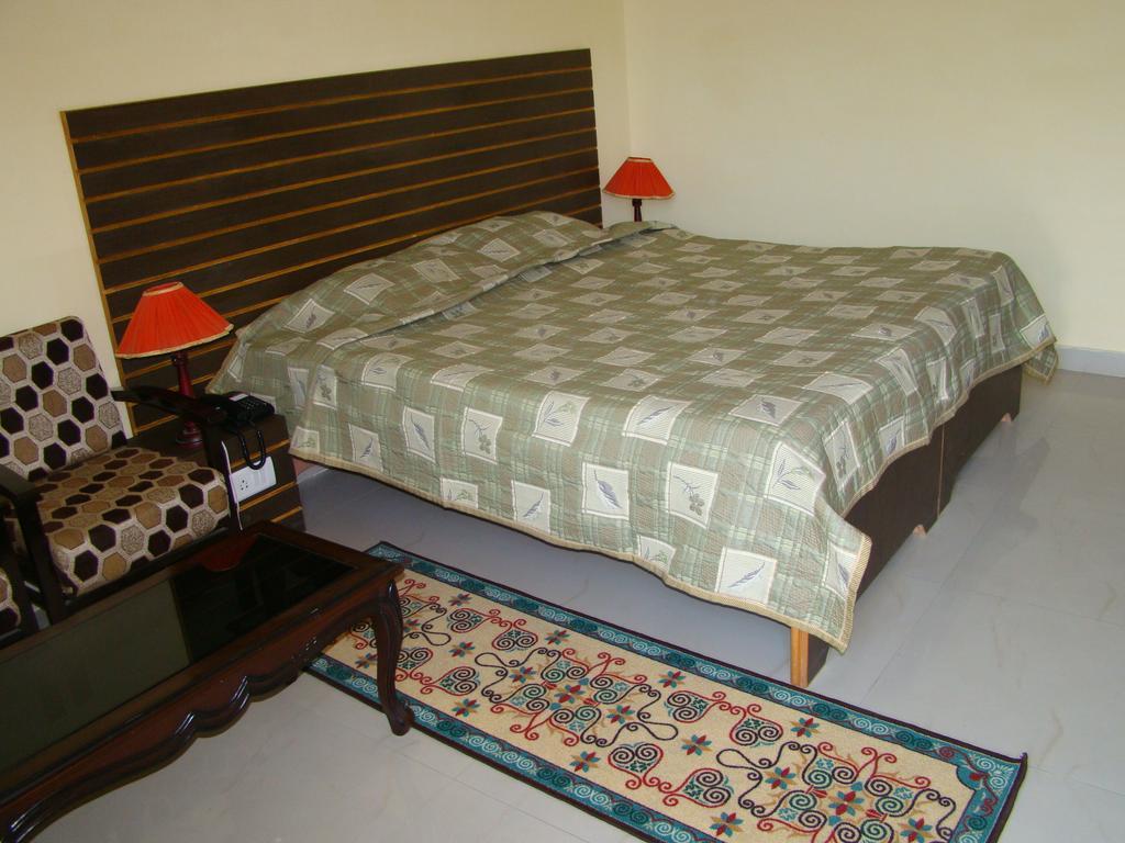 Munish Resorts Манди Стая снимка
